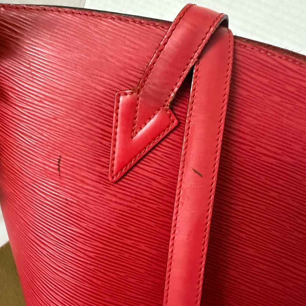 LOUIS VUITTON EPI SAINT JACQUES LARGE SHOULDER BAG. - Picture 11 of 17